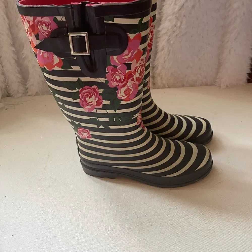 Austin Trading black and white stripes with pink roses rain boots size 8